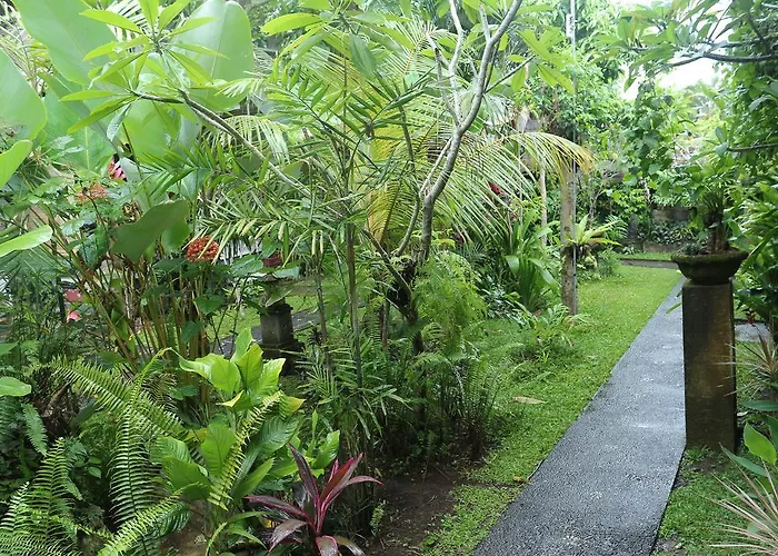 ゲストハウス Karang Mesari