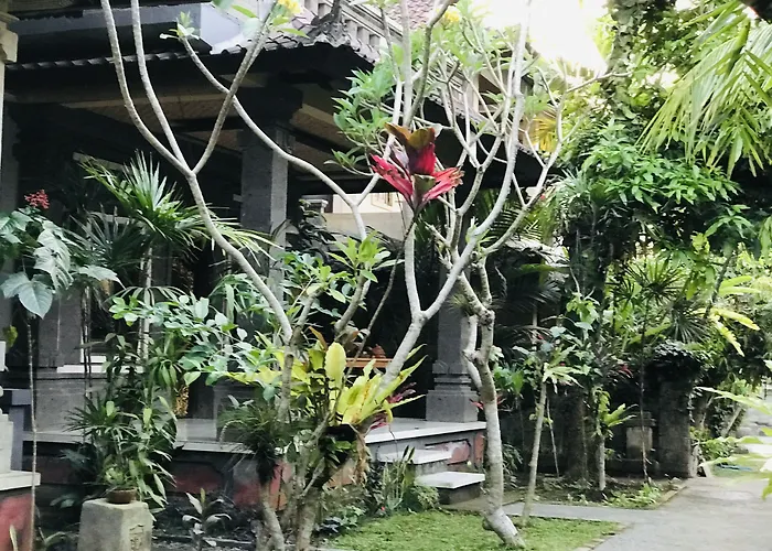 Karang Mesari * ウブド
