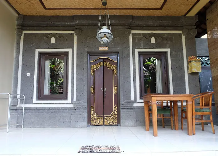 Karang Mesari * ウブド